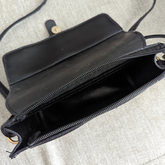 PU leather crossbody bag - Picture 4 of 8